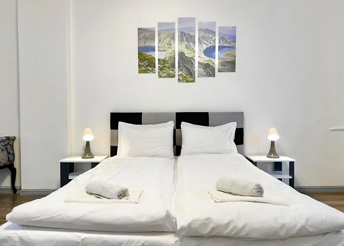 Centre 1bdr Next To Theater Tear And Laughter דירה סופיה