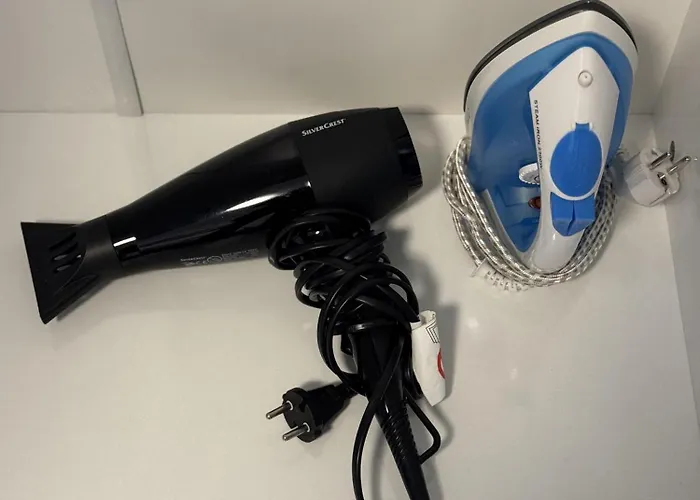 Centre 1bdr Next To Theater Tear And Laughter Апартаменты София